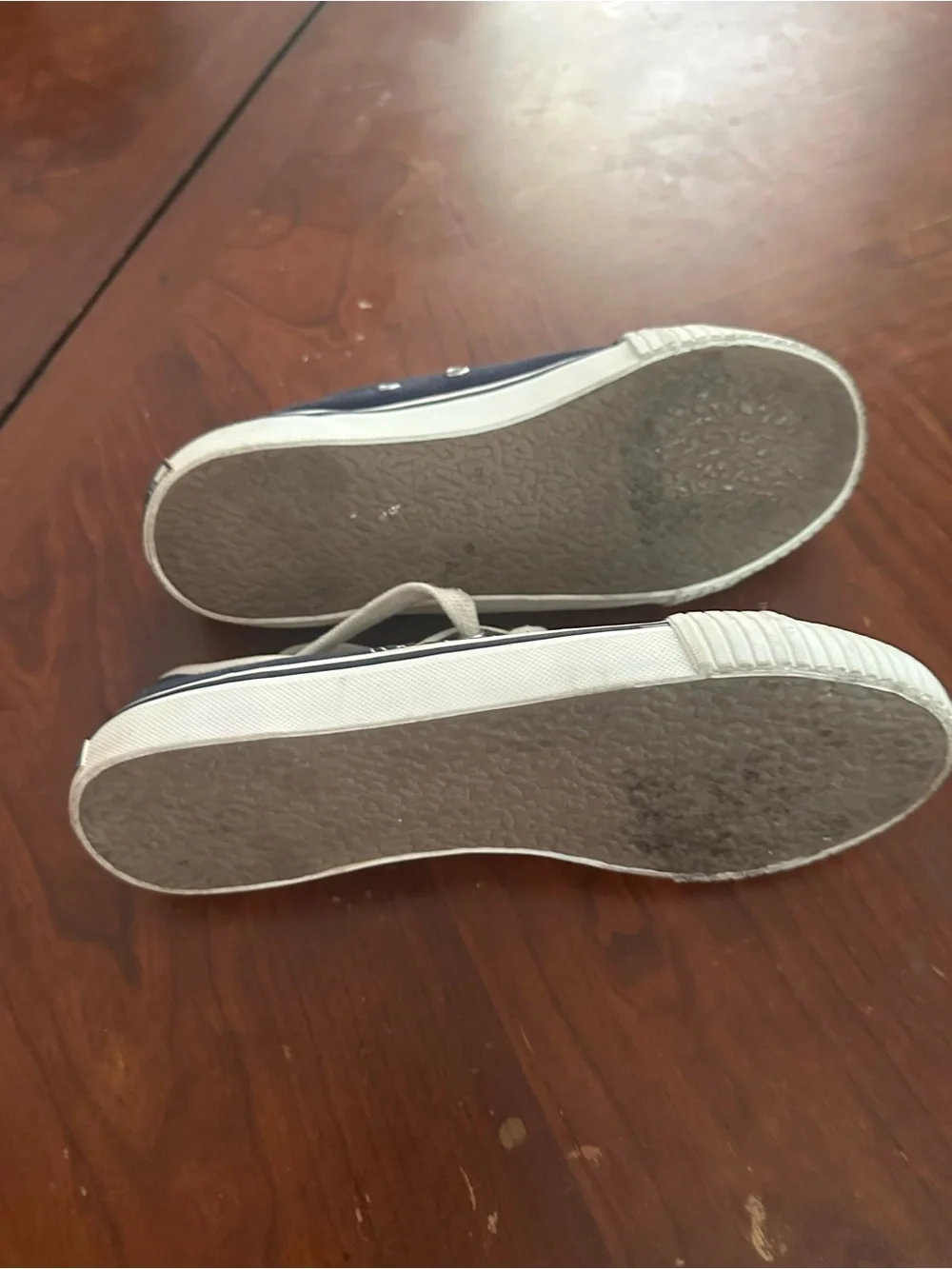 Tory Burch Women’s Sneakers Sz 6